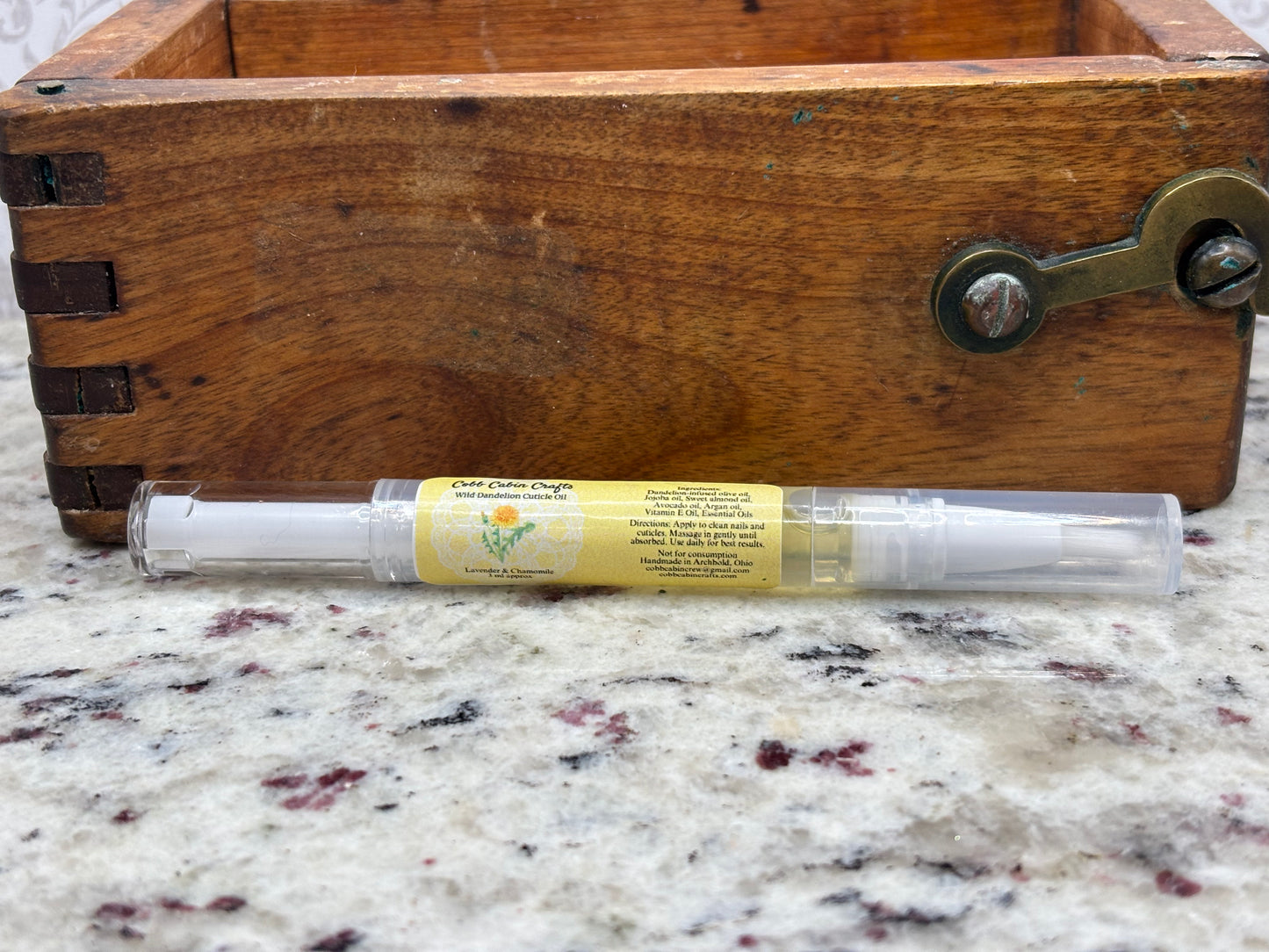 Wild Dandelion Cuticle Oil Purse Size Pen