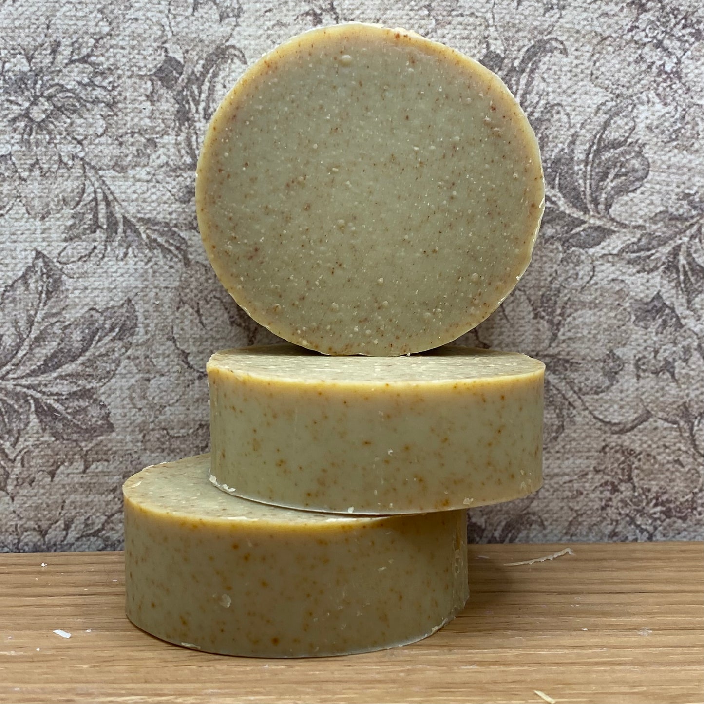 Tea Tree & Mint Cleansing Solid Shampoo